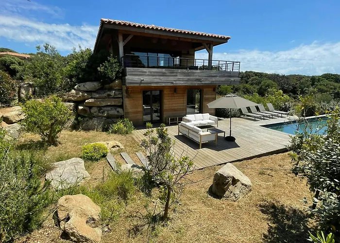 Modern With Sea View In Corsica Feriehus